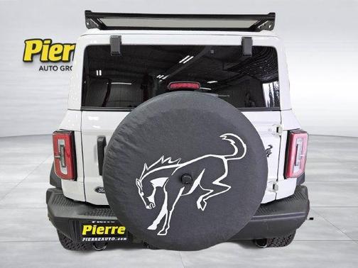 Oxford White 2025 Ford Bronco Badlands
