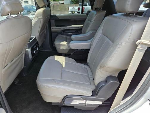 White Metallic 2020 Ford Expedition XLT