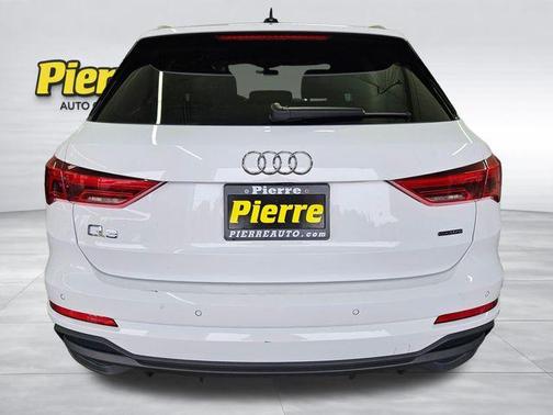 Arkona White 2025 Audi Q3 45 S line Premium