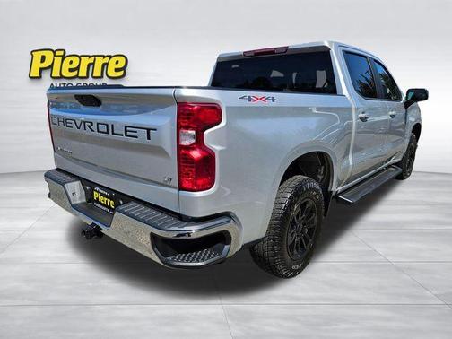 Silver Ice Metallic 2021 Chevrolet Silverado 1500 LT