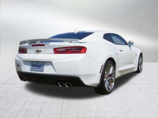Summit White 2016 Chevrolet Camaro 2SS