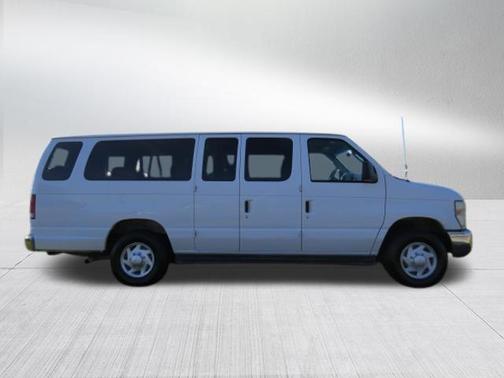Oxford White Clearcoat 2008 Ford E350 Super Duty XL Wagon