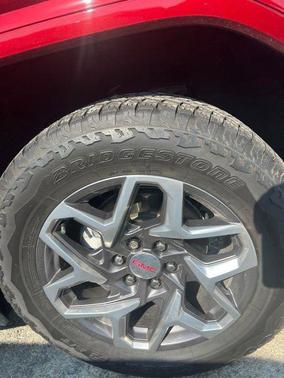 Cayenne Red Tintcoat 2022 GMC Sierra 1500 SLT