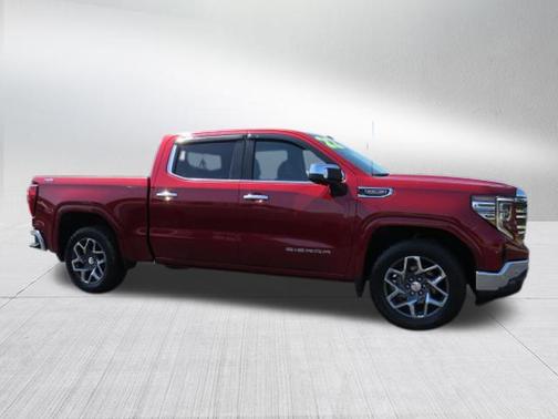 Cayenne Red Tintcoat 2022 GMC Sierra 1500 SLT