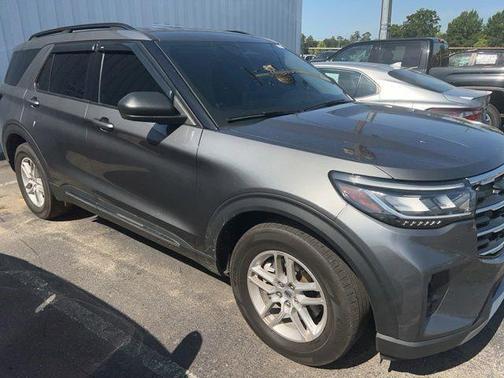 Carbonized Gray Metallic 2025 Ford Explorer Active