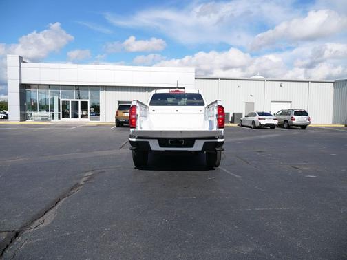 Summit White 2022 Chevrolet Colorado LT