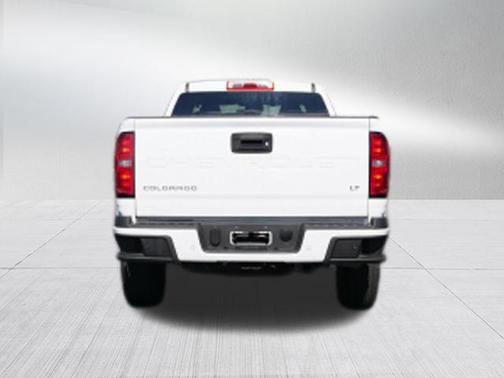 Summit White 2022 Chevrolet Colorado LT