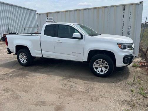 Summit White 2022 Chevrolet Colorado LT