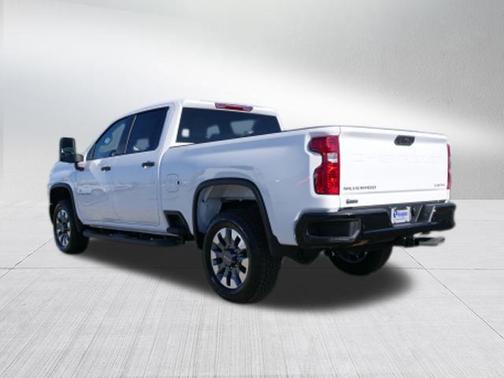 2026 Chevrolet Silverado 2500 Custom