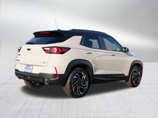 White Sands 2026 Chevrolet Trailblazer RS