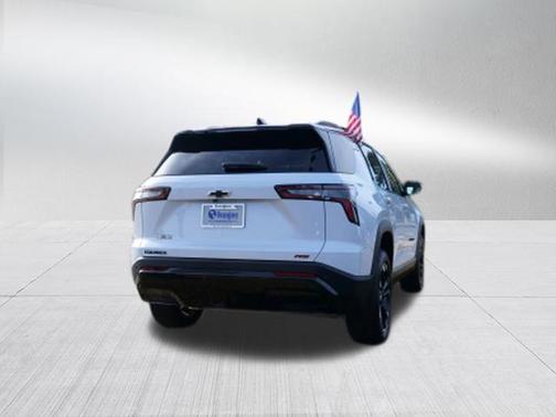 Polar White Tricoat 2026 Chevrolet Equinox FWD RS