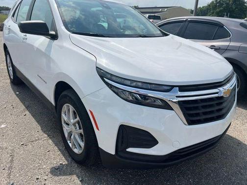 Summit White 2023 Chevrolet Equinox LS