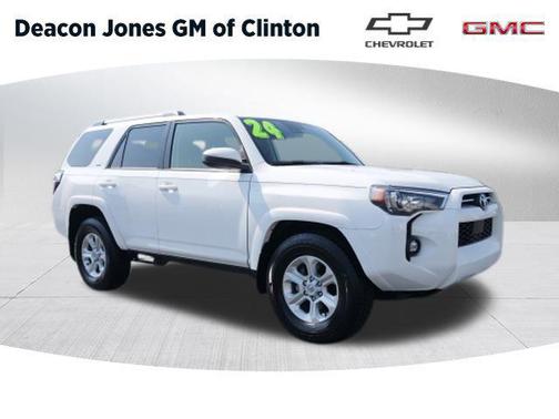 2024 Toyota 4Runner SR5