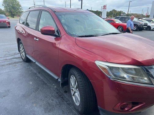 2016 Nissan Pathfinder S