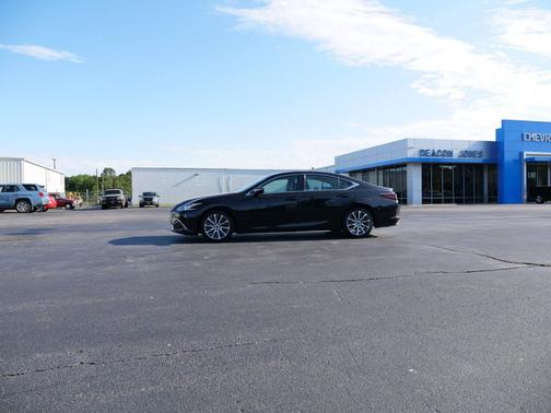 Black 2021 Lexus ES 350 Base