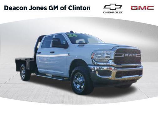 2024 RAM 2500 Tradesman Crew Cab 4x4 8' Box