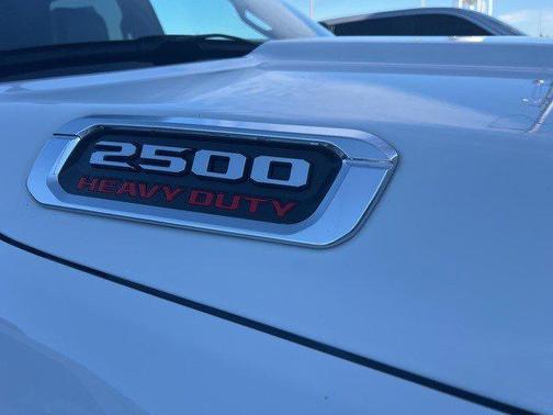 2024 RAM 2500 Tradesman Crew Cab 4x4 8' Box