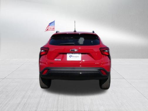 Apex Red 2026 Chevrolet Trax FWD 2RS