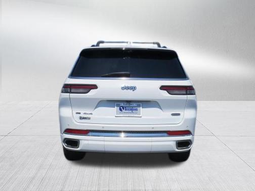 Bright White Clearcoat 2021 Jeep Grand Cherokee L Overland