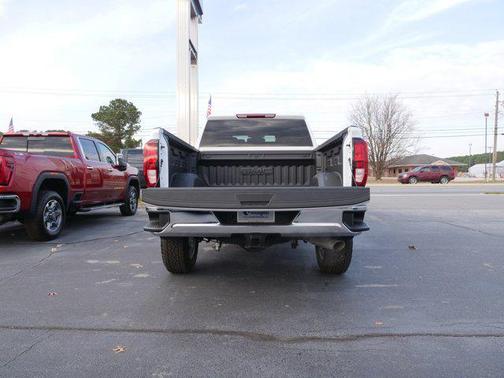 2026 GMC Sierra 2500 SLE