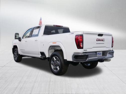 2026 GMC Sierra 2500 SLE
