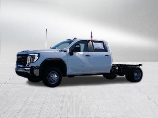 Summit White 2026 GMC Sierra 3500 Base