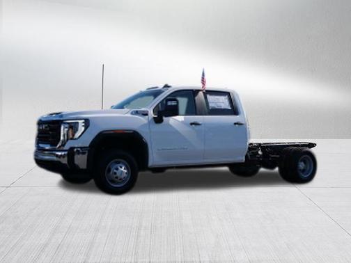Summit White 2026 GMC Sierra 3500 Base