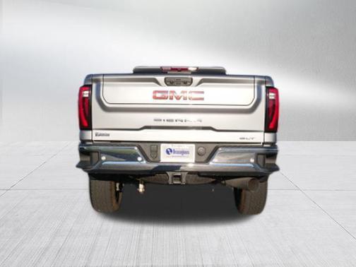 2024 GMC Sierra 2500 SLT