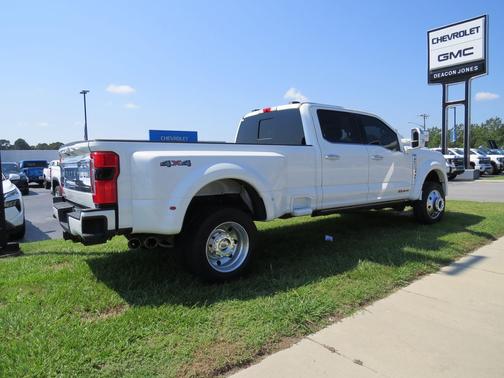 Star White Metallic Tri-Coat 2024 Ford F-450 Limited