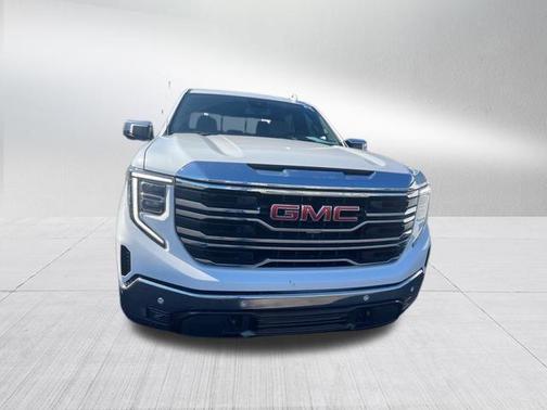 Summit White 2024 GMC Sierra 1500 SLT