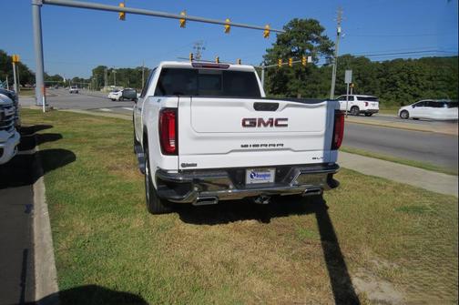 Summit White 2024 GMC Sierra 1500 SLT