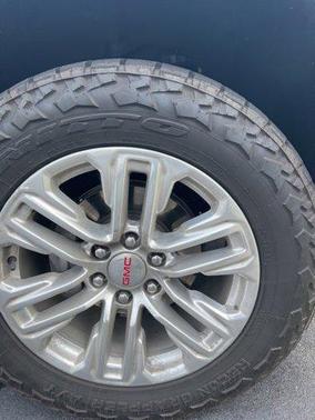 2024 GMC Yukon SLE