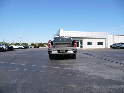 Sterling Gray Metallic 2025 Chevrolet Silverado 1500 LT