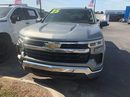 Sterling Gray Metallic 2025 Chevrolet Silverado 1500 LT