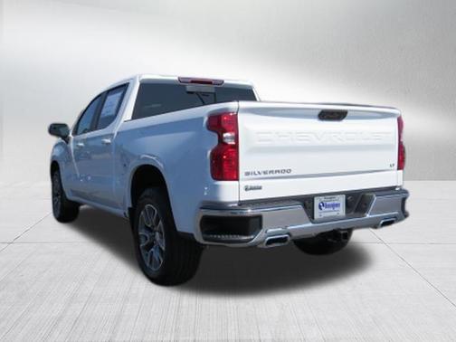 Summit White 2026 Chevrolet Silverado 1500 LT