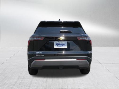Mosaic Black Metallic 2026 Chevrolet Equinox 1LT