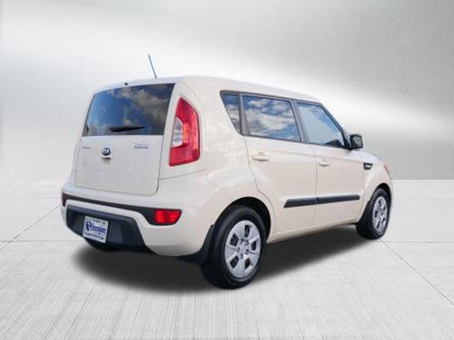 2013 Kia Soul Base