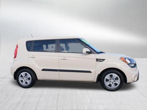 2013 Kia Soul Base