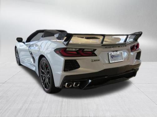 Blade Silver Metallic 2026 Chevrolet Corvette Stingray w/1LT
