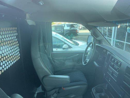 2024 Chevrolet Express 2500 RWD 2500 Regular Wheelbase WT