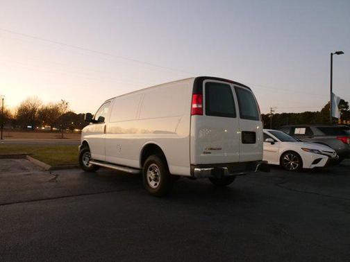2024 Chevrolet Express 2500 RWD 2500 Regular Wheelbase WT