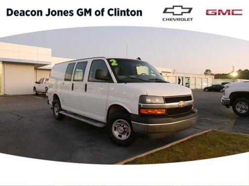 2024 Chevrolet Express 2500 RWD 2500 Regular Wheelbase WT