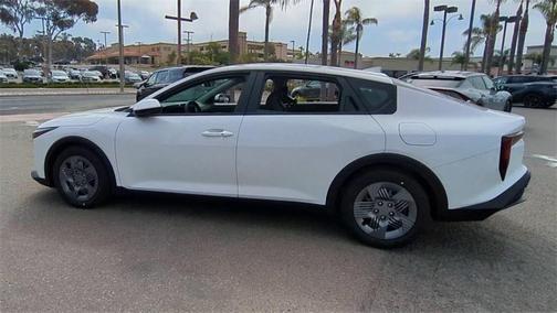 2025 Kia K4 LX
