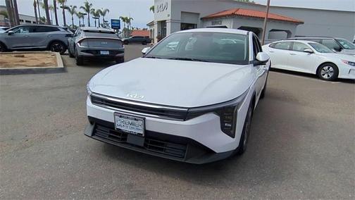 2025 Kia K4 LX
