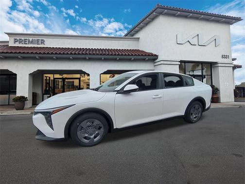 2025 Kia K4 LX