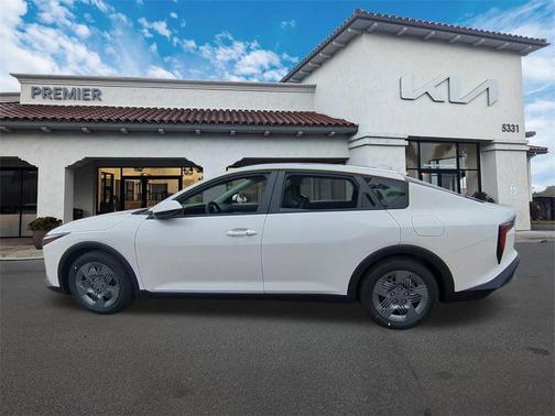 2025 Kia K4 LX