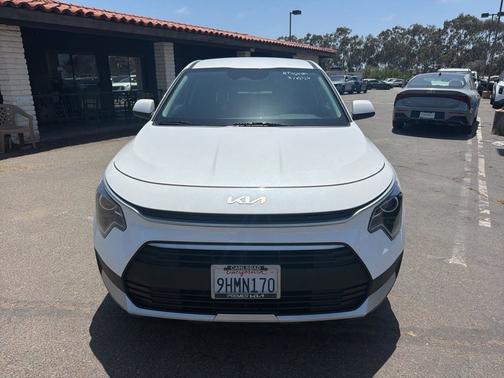 Aurora Black 2023 Kia Niro LX
