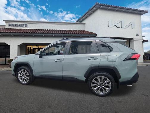 2022 Toyota RAV4 XLE Premium