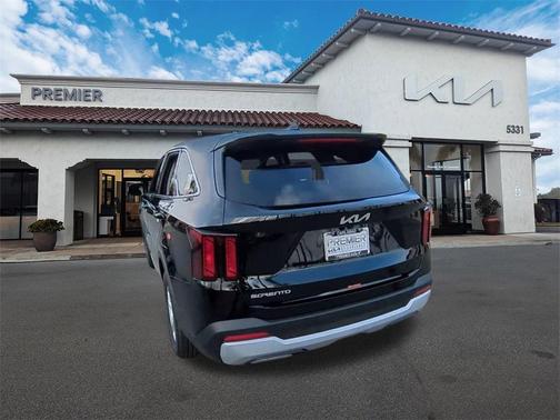 2026 Kia Sorento LX