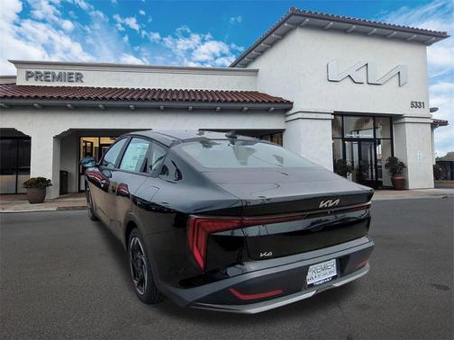 2025 Kia K4 EX